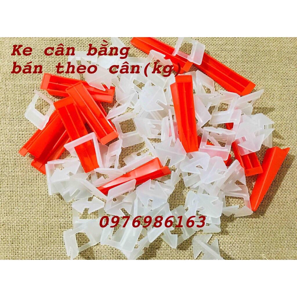 Ke cân bằng ốp lát gạch 1kg gồm cả nêm cài và móc trắng