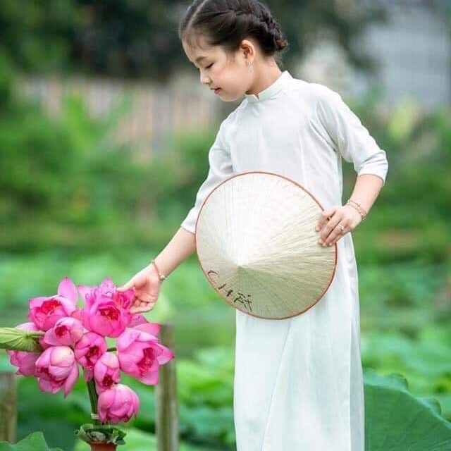 Áo dài bé gái kèm quần