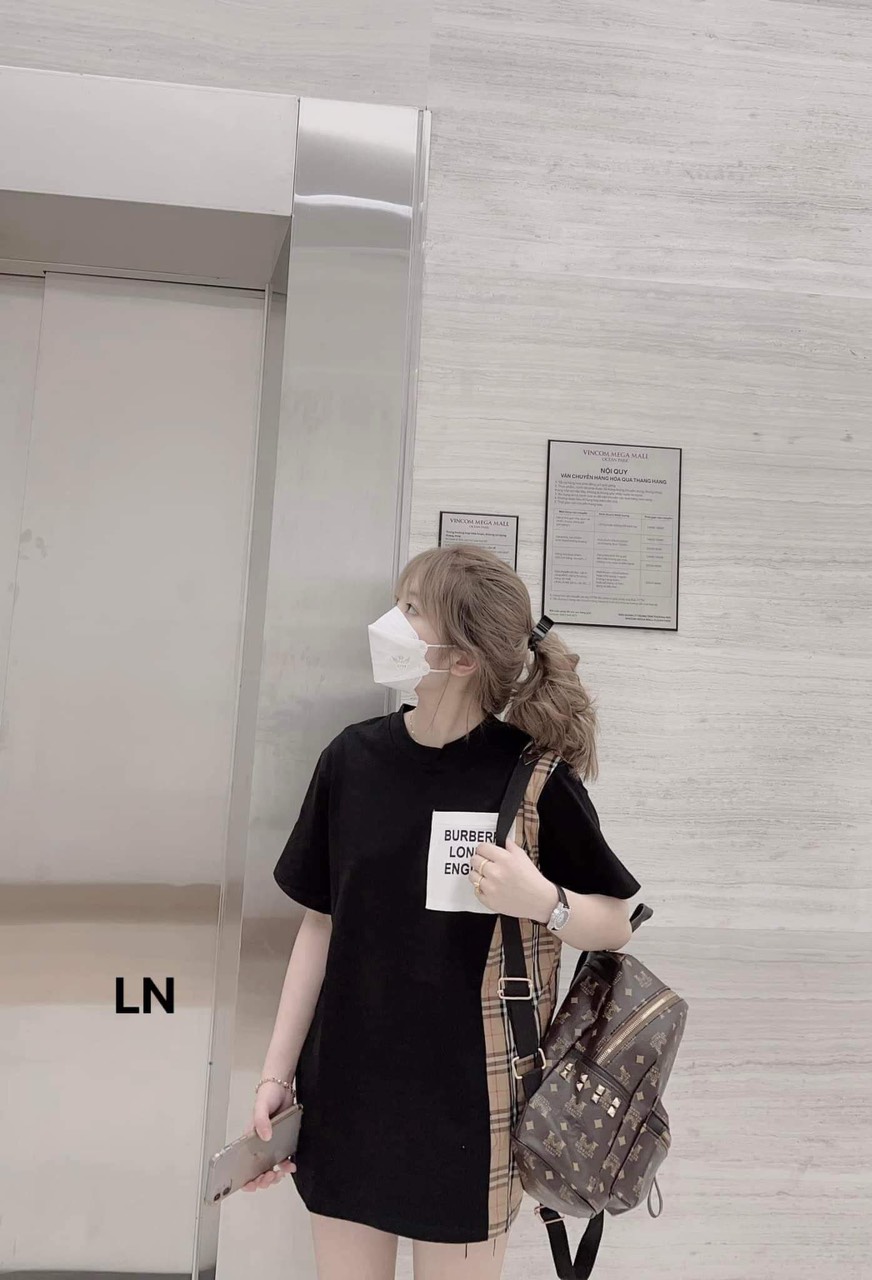 Áo phông Form áo unisex nam nữ đều mặc được. phối kẻ thân bbr fom thụng  Chất cotton,ln