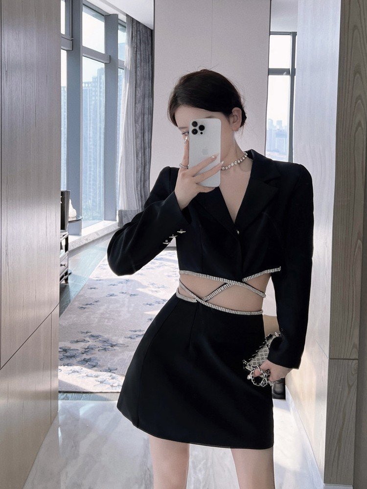Set áo vest đen đính ngọc cột eo chéo dây Kèm chân váy HB S153