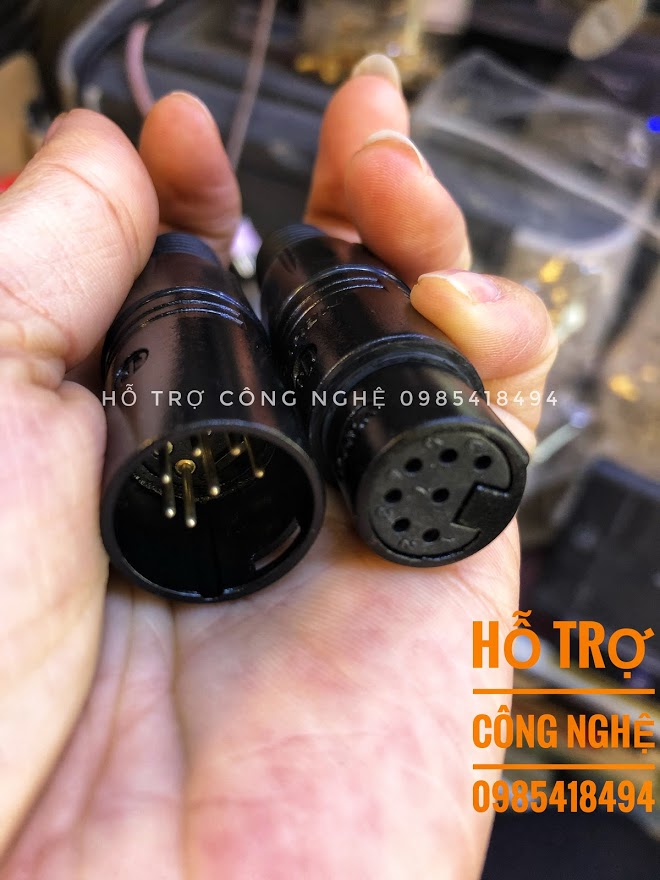 Jack canon ,xlr 7 chấu neutrik- giá 1 chiếc