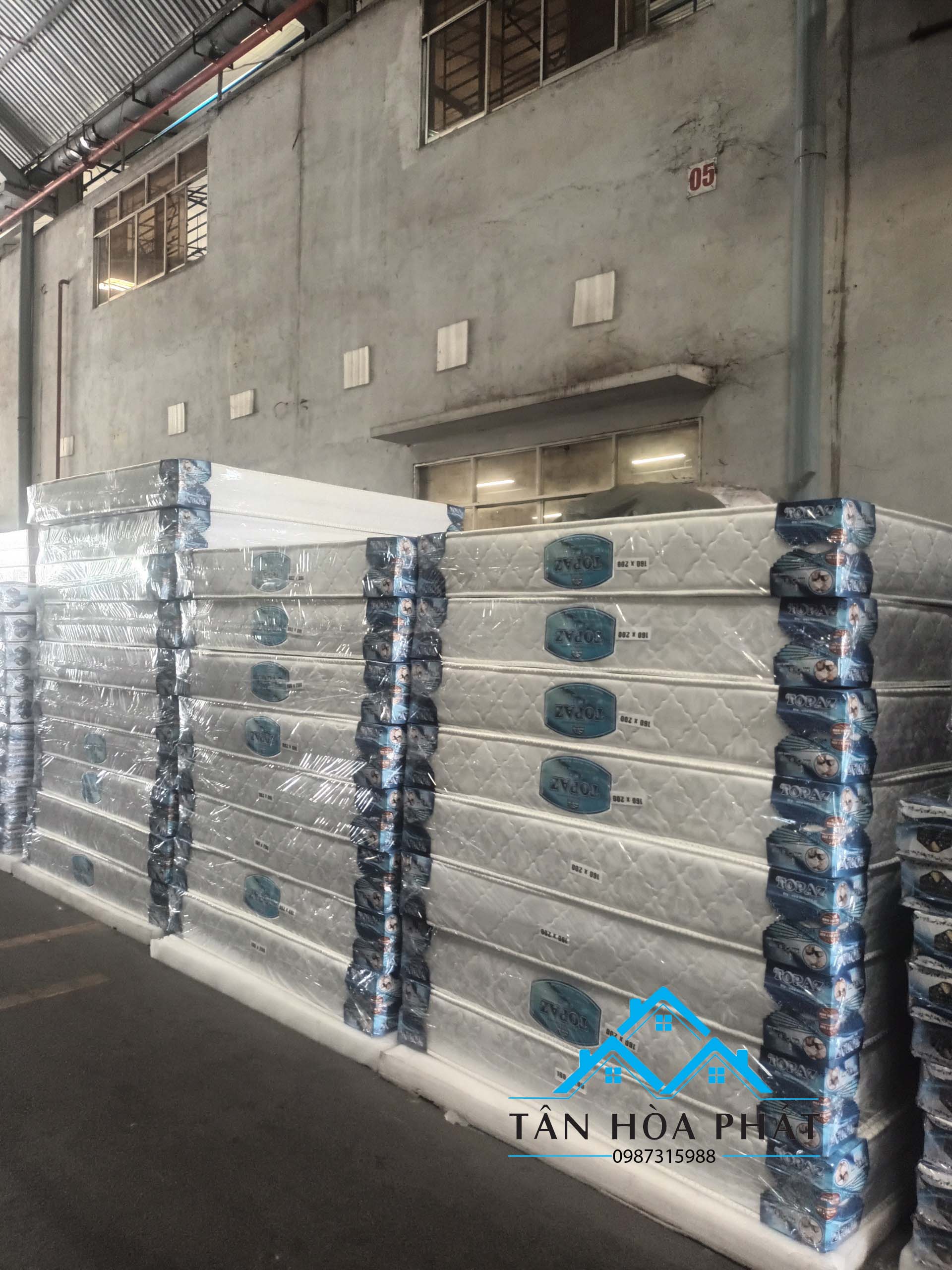 Nệm lò xo cao cấp topaz 1m6 x 2m
