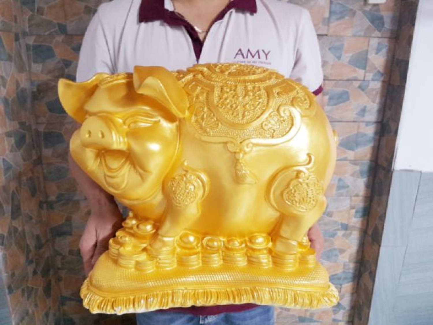 Lợn Bệ vàng tiết kiệm siêu to - siêu đẹp . Size 2-to khổng lồ