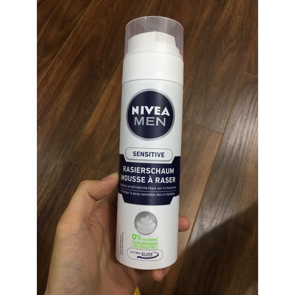 Bọt cạo râu nivea men sensitive-đức