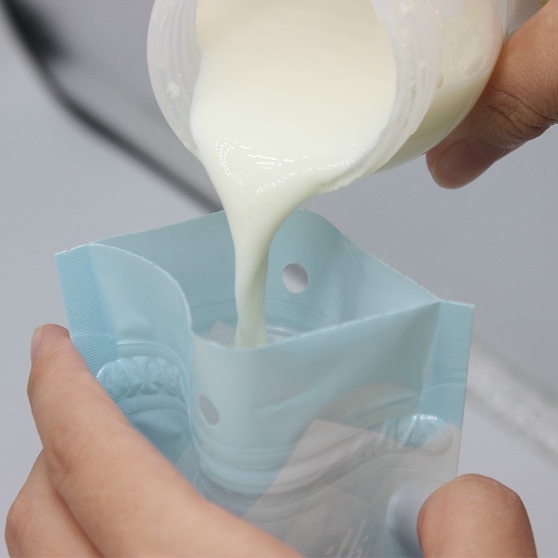 Túi trữ sữa VCOOL CAO CẤP hộp 30 túi 180ml có vòi rót tiện lợi