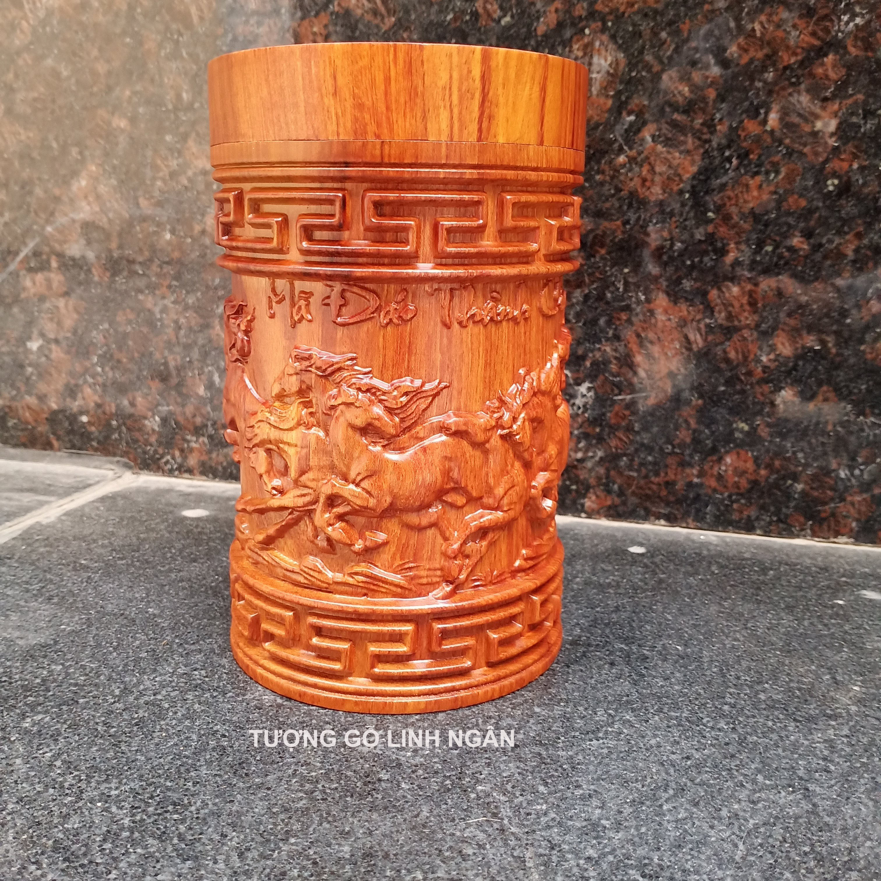 Hộp đựng chè gỗ hương - hộp trà (đục mã đáo thành công)