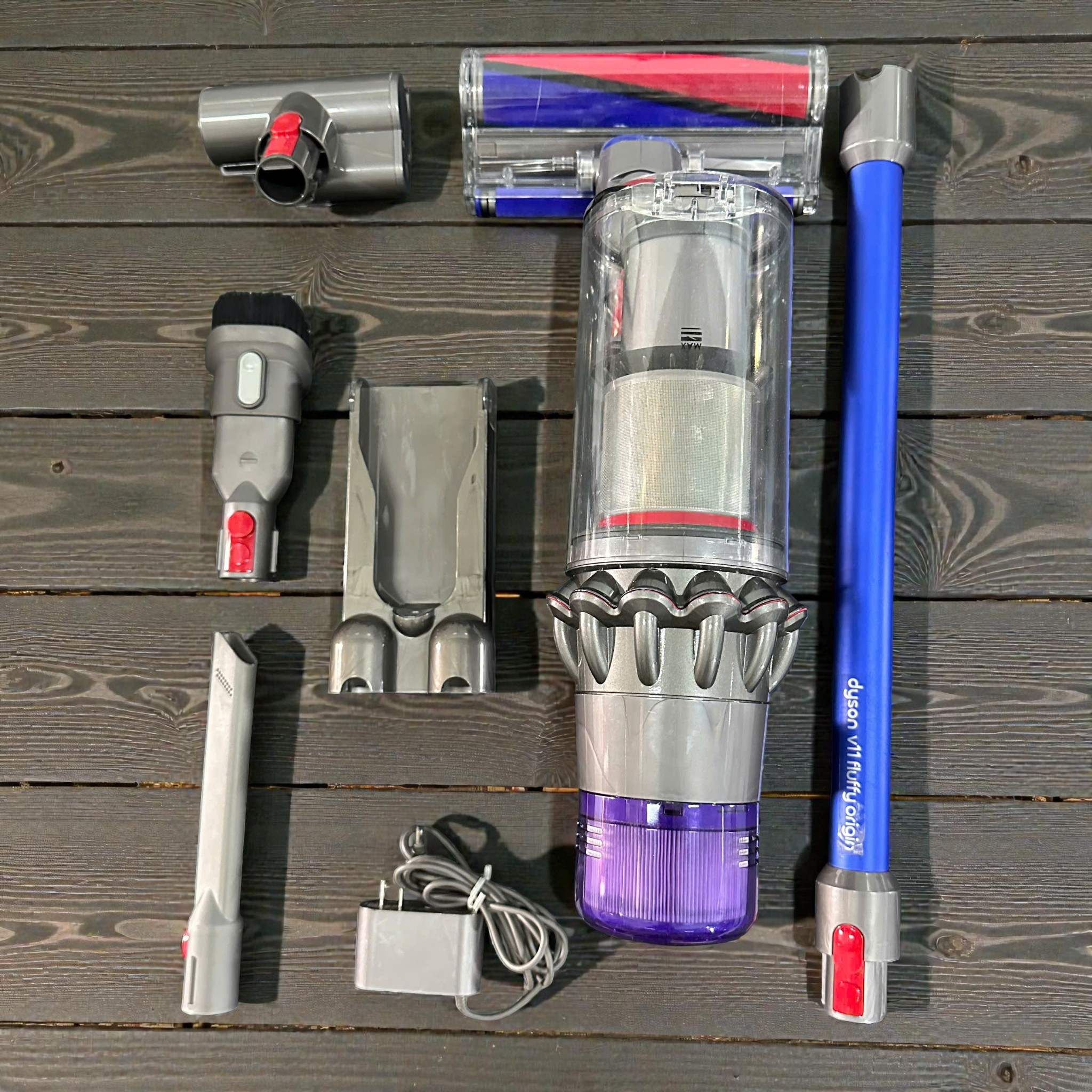 Dyson V11 phiên bản rút gọn vacuum cleaner Used