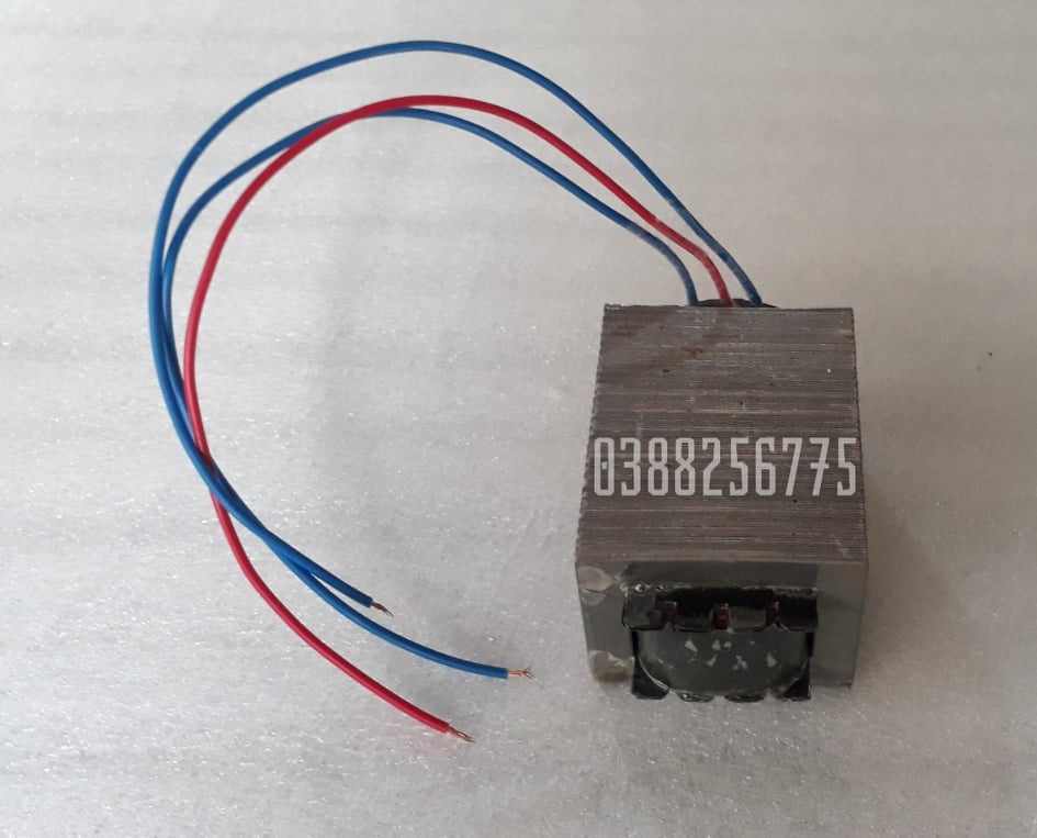 Biến Áp Đổi Nguồn 220V -110V-100V. Công suât 80w. Lõi đồng