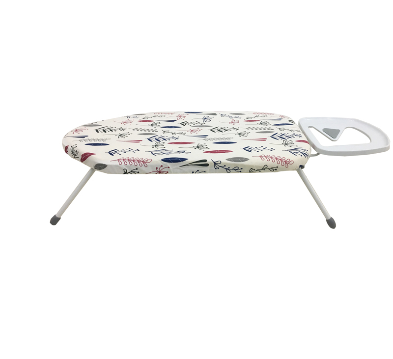 Spriing Kệ để ủi ngồi 63.5 x 35.5cm đế lưới kim loại