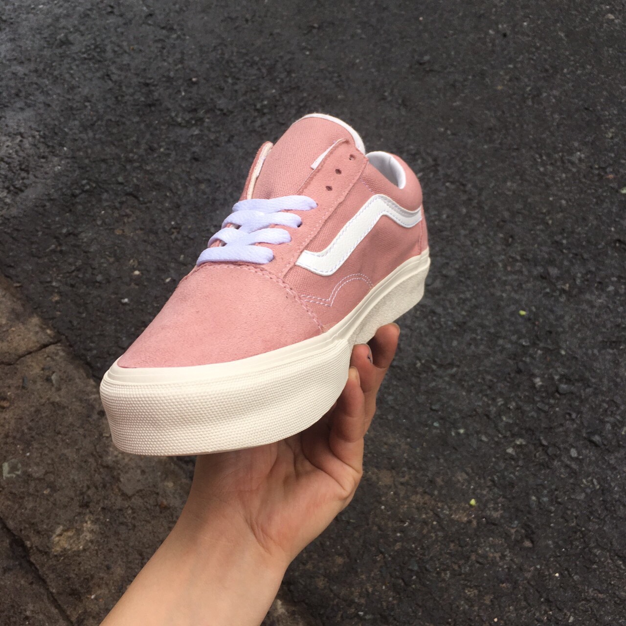 Vans da Hồng