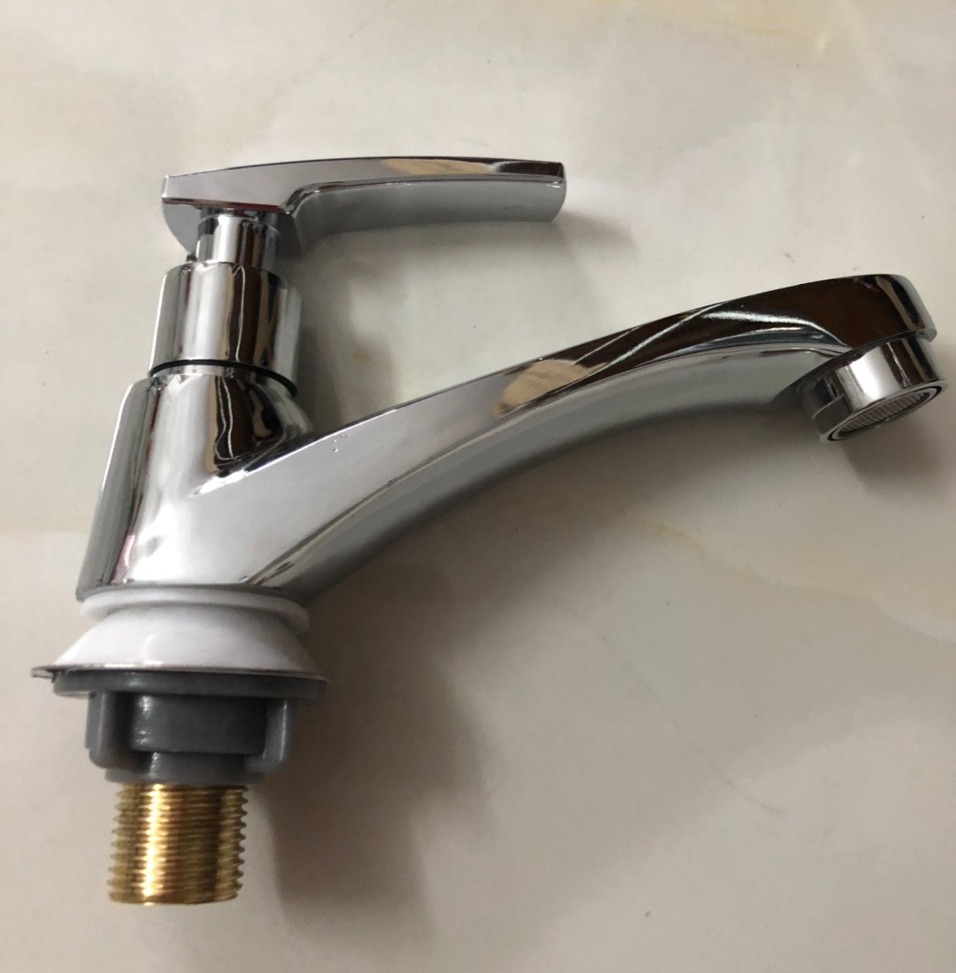 Vòi rửa mặt lavabo lạnh đồng thau bóng cao cấp kagawa