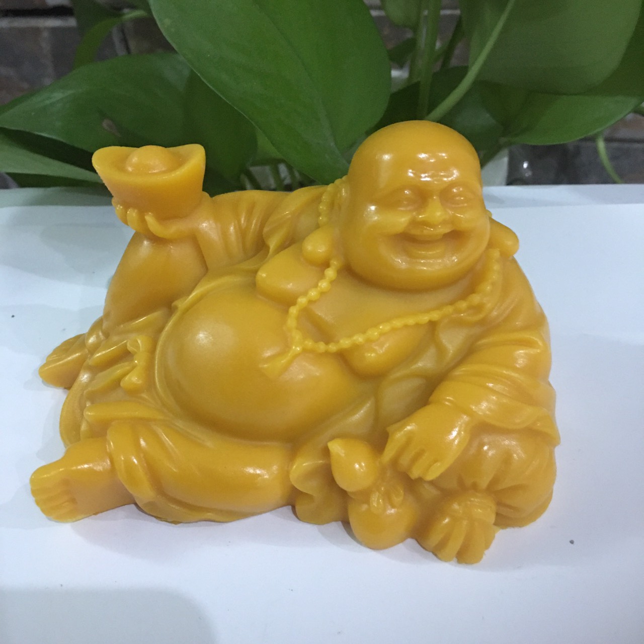 Tượng phật di lặc dài 13 cm màu vàng mang may mắn thịnh vượng