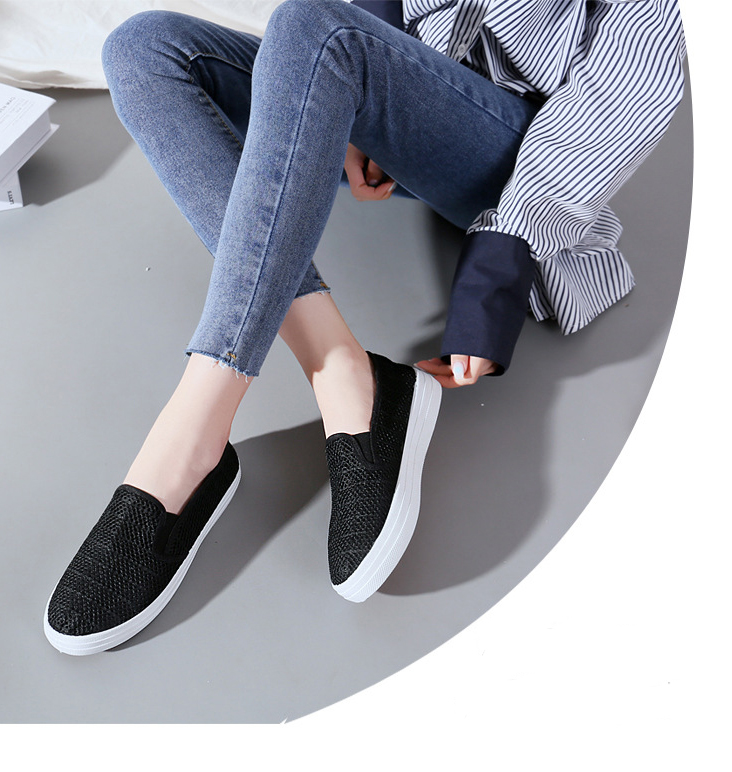 Giày slip-on vải thoáng khí, màu trắng đen, giày nữ đế bằng gn37