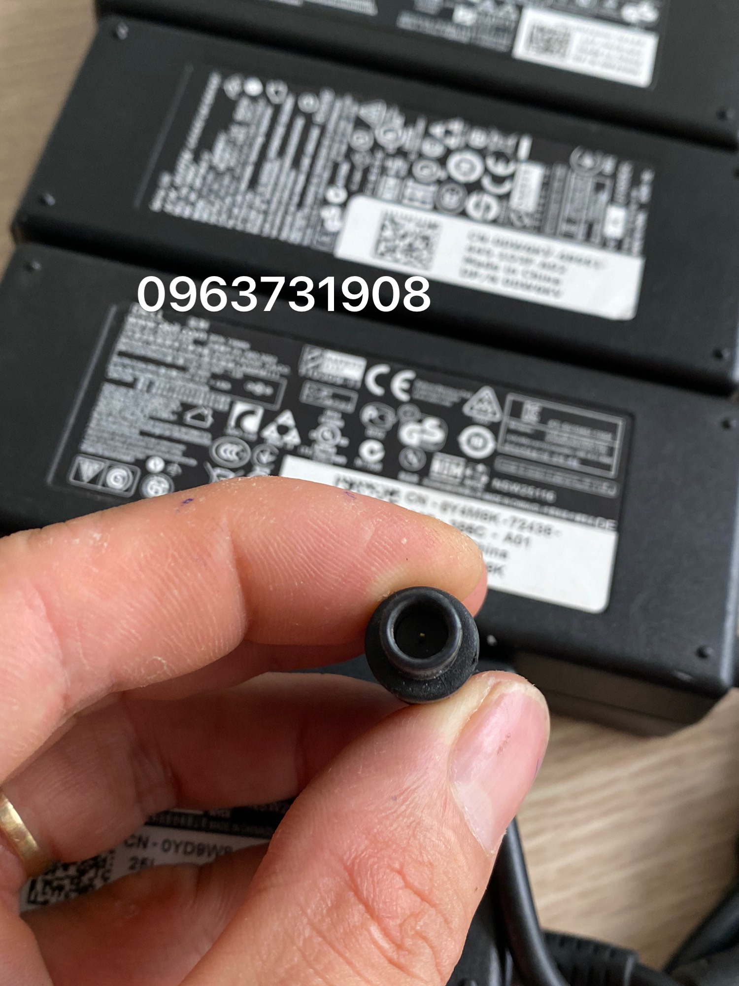Sạc Laptop Dell Inspiron 5559 nguyên bản theo máy Sạc Laptop Dell Inspiron 5559 nguyên bản theo máy