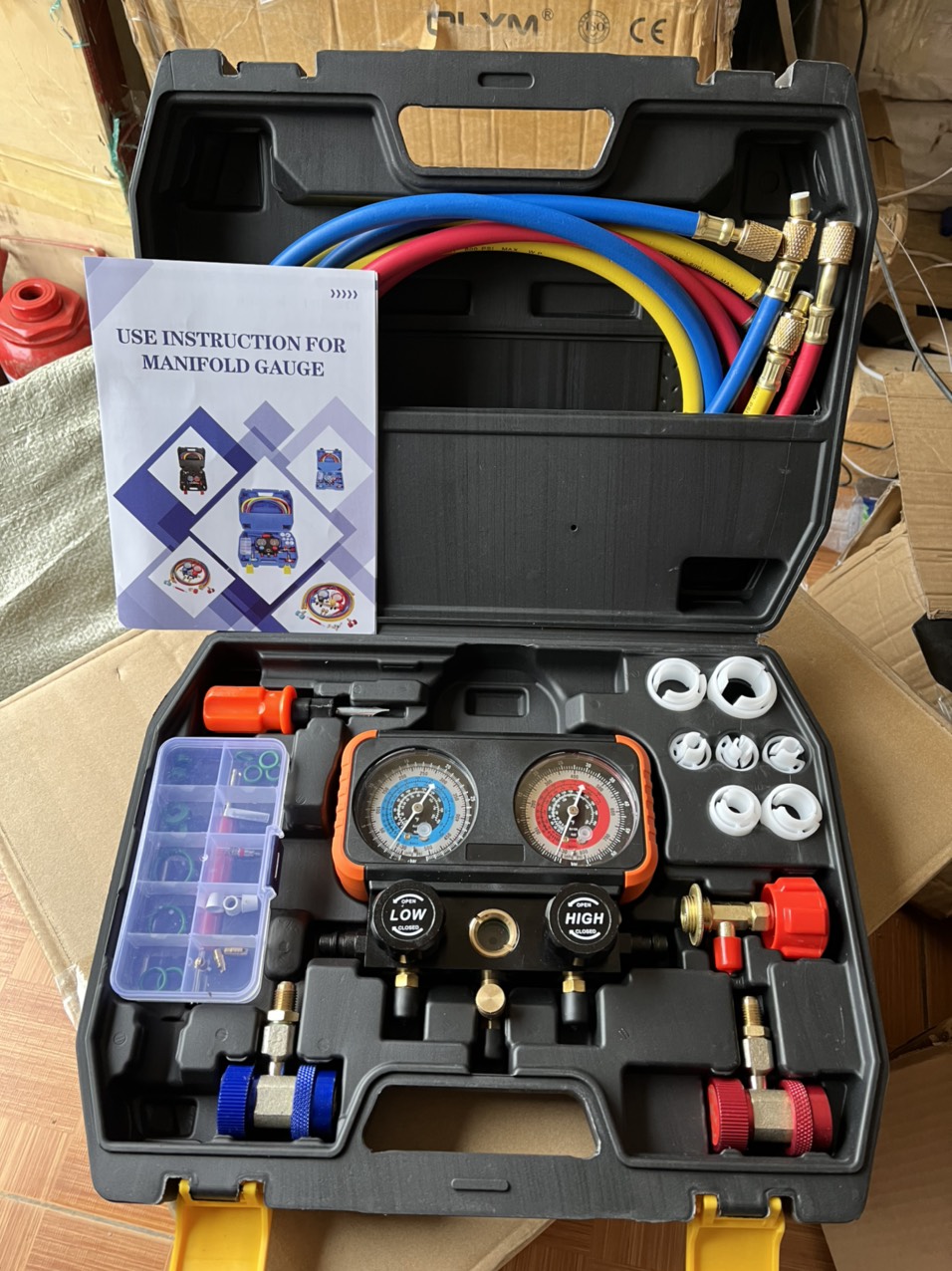 Đồng hồ nạp gas điều hoà cho xe ô tô full phụ kiện