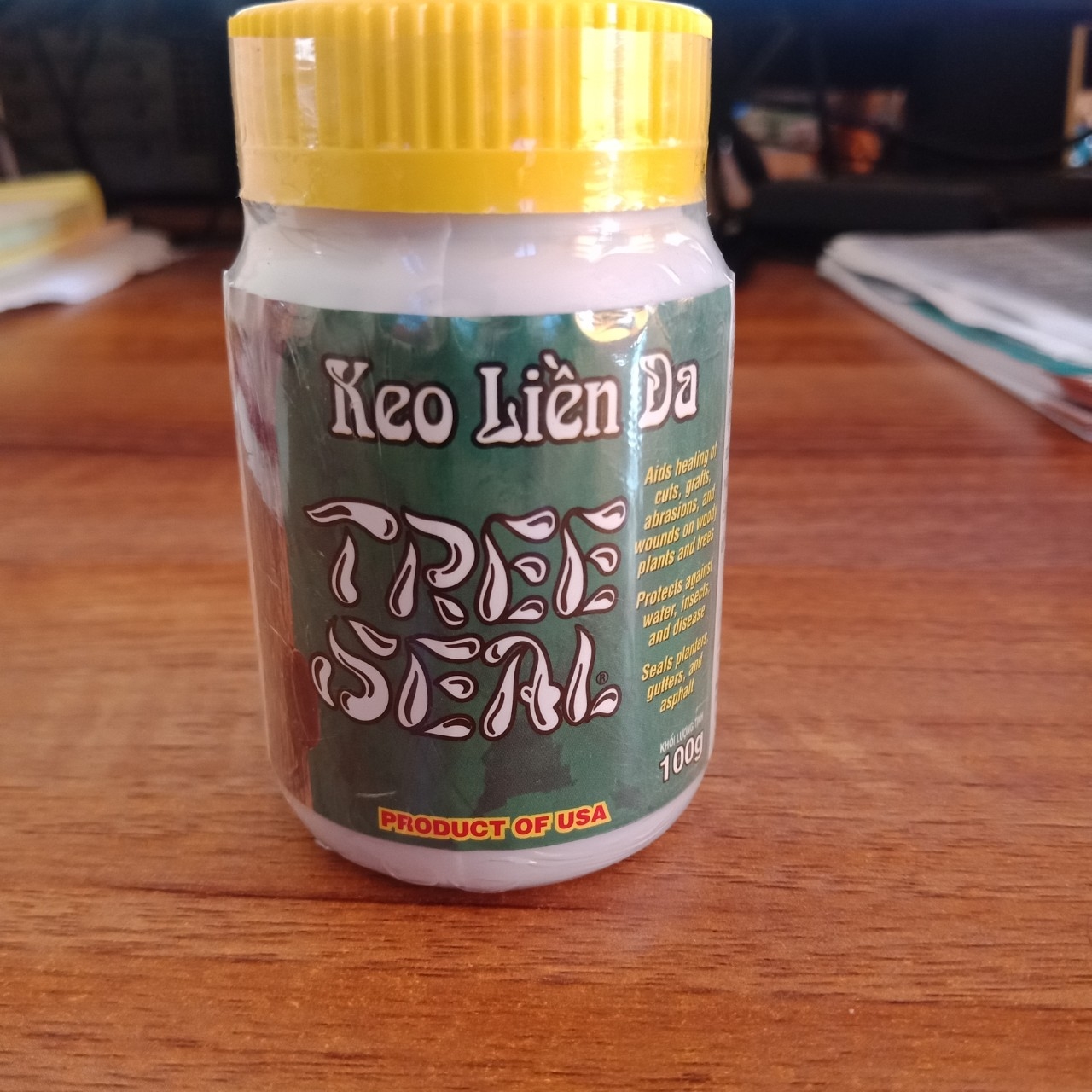 Dụng cụ làm vườn - Keo liền sẹo nhập khẩu từ mỹ (keo liền sẹo) lọ 100g - Keo tree seal - chuyên dùng chiết ghép cây trồng