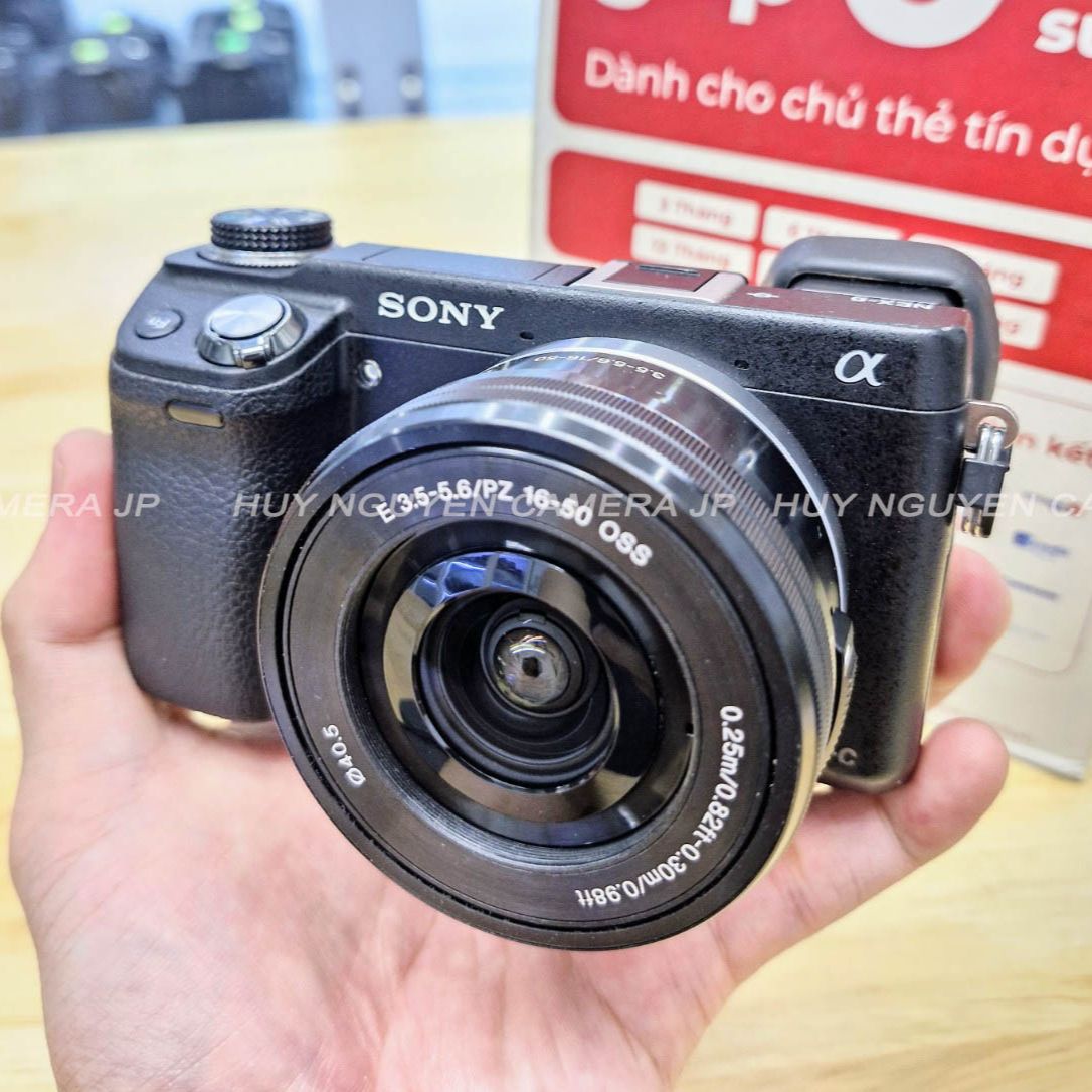 Máy ảnh sony nex 6, ống kính sony 16 50 oss. đẹp . có wifi , màn hình lật tiện lợi.