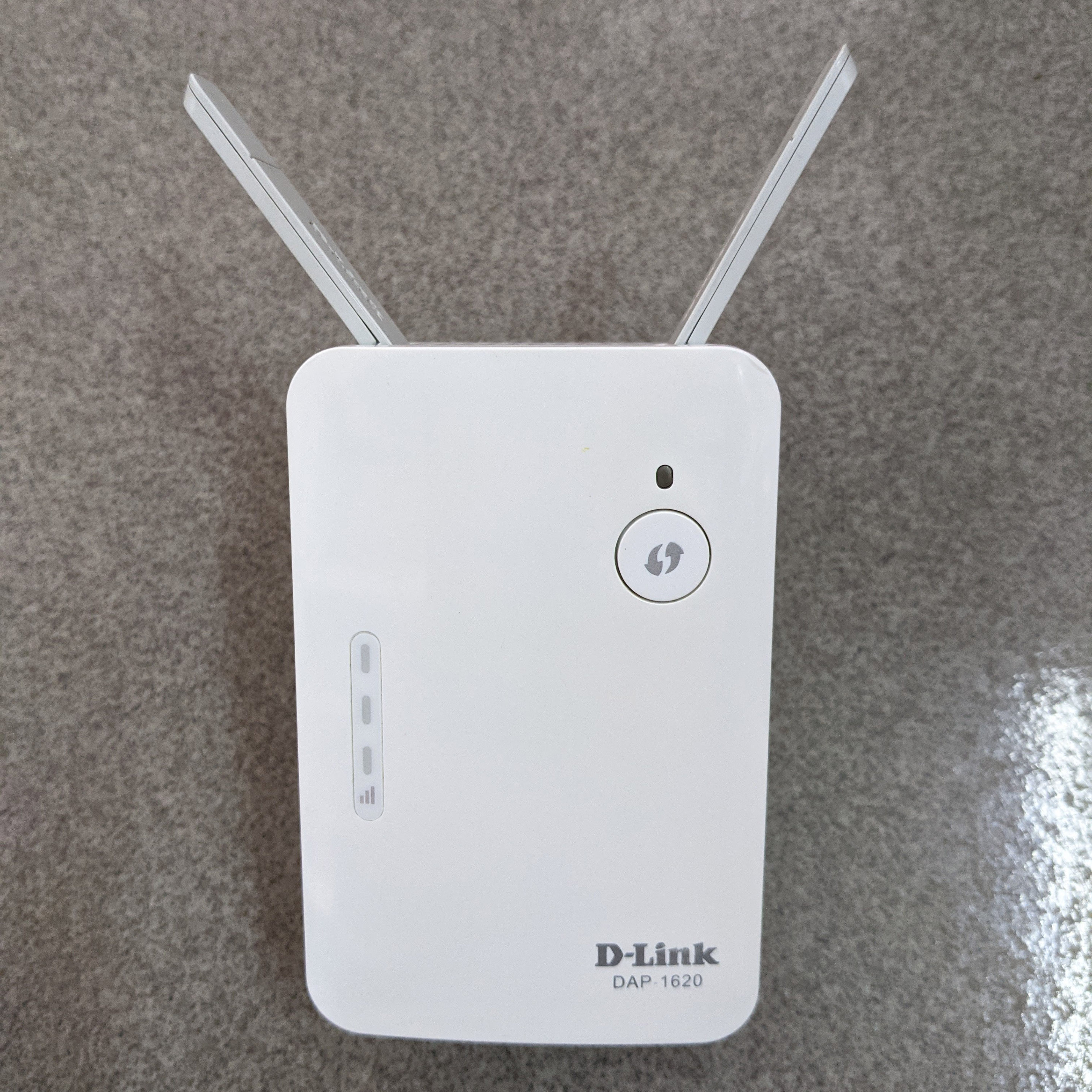 [HCM]Bộ mở rộng sóng wifi DAP-1620 AC1200 ( qua sử dụng )