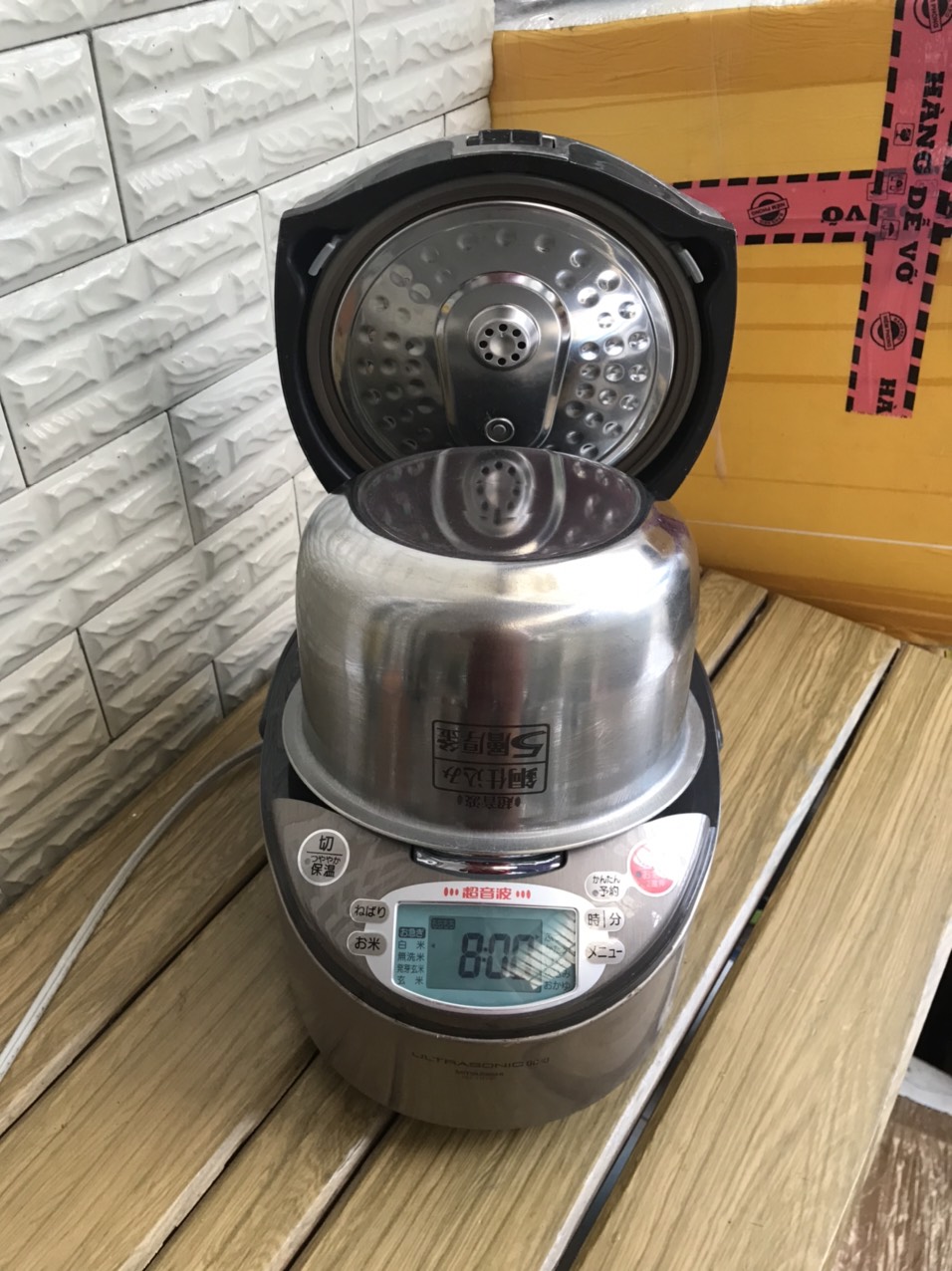 NỒI CƠM ĐIỆN CAO TẦN NỘI ĐỊA NHẬT MITSUBISHI 1LÍT