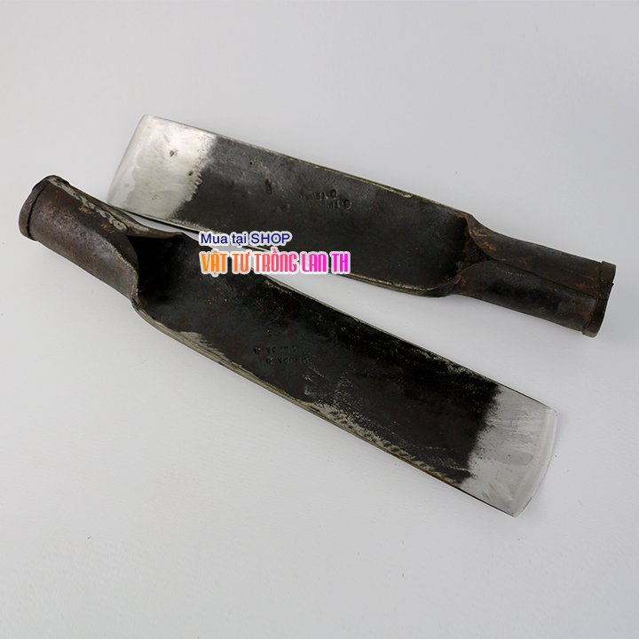 Lưỡi thuổng cong đào đất rèn bằng nhíp oto