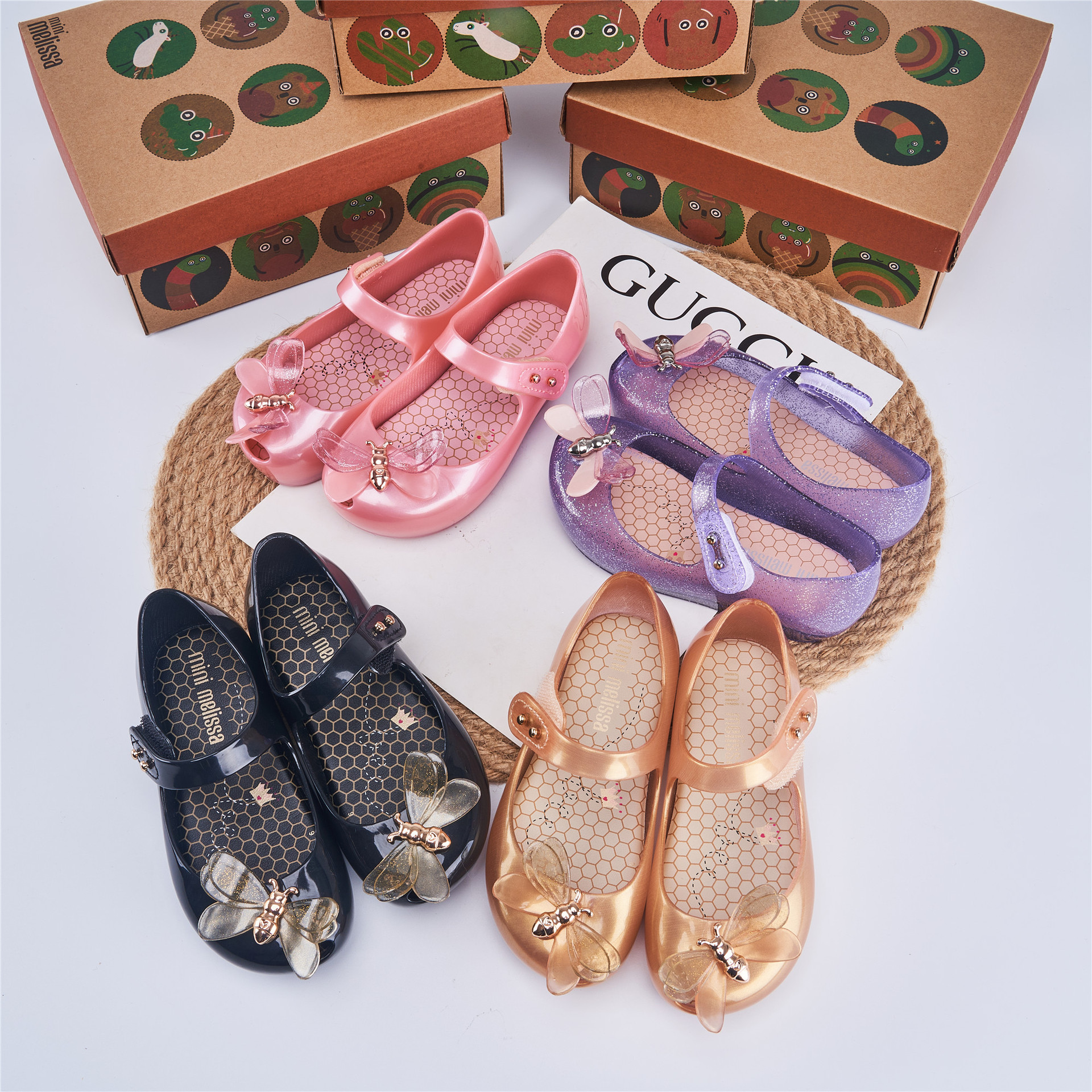 Mini melissa giày nhựa thơm trẻ em xuất dư họa tiết ong dáng búp bê cực xinh cho bé gái