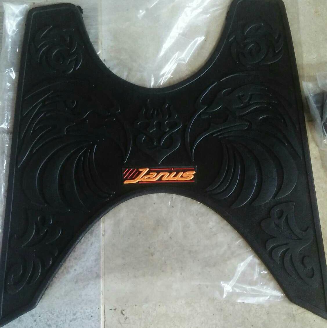 Thảm để chân Janus
