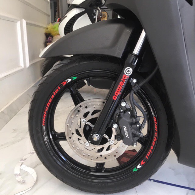 TEM DÁM MÂM MARCHESINI PHẢN QUANG ( 3M ) DÍNH CHẮC VÀ CHẤT ĐẸP CHO XE MÁY -ĐỦ BỘ 2 MÂM