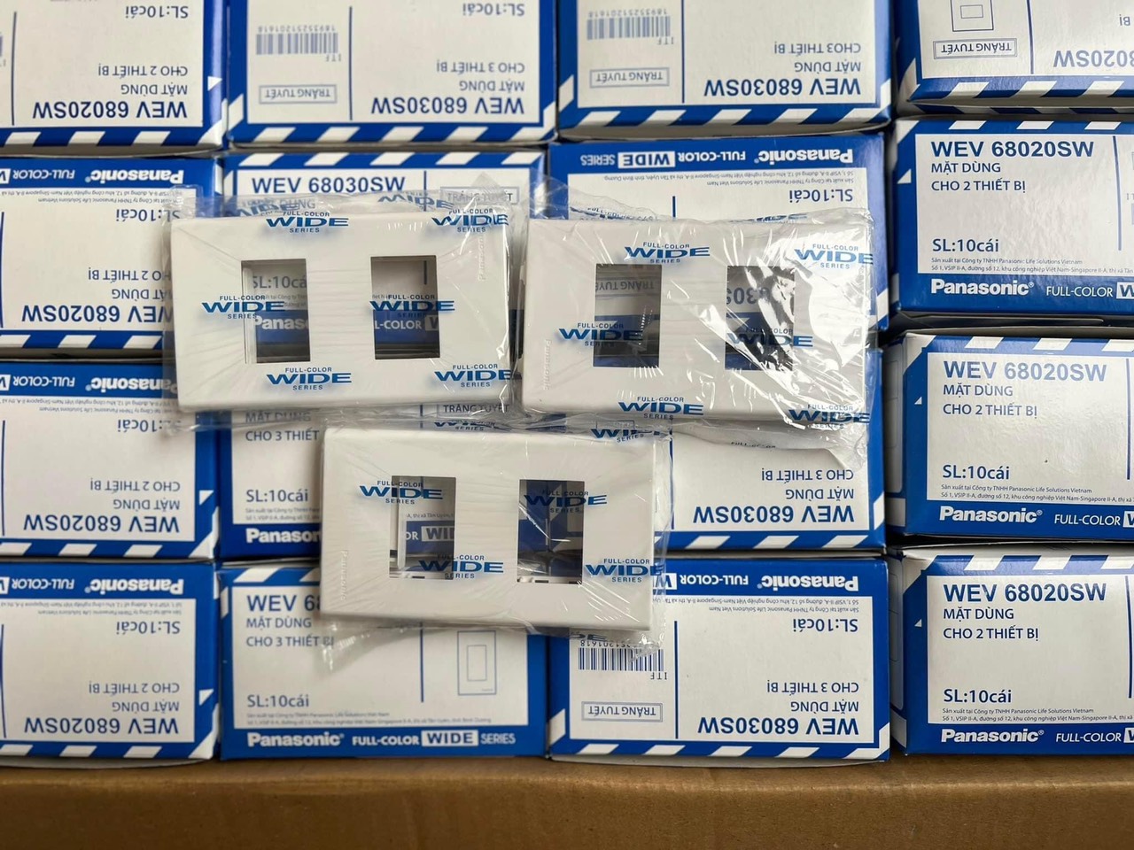 Mặt nạ ổ điện Panasonic Wide giá sỉ