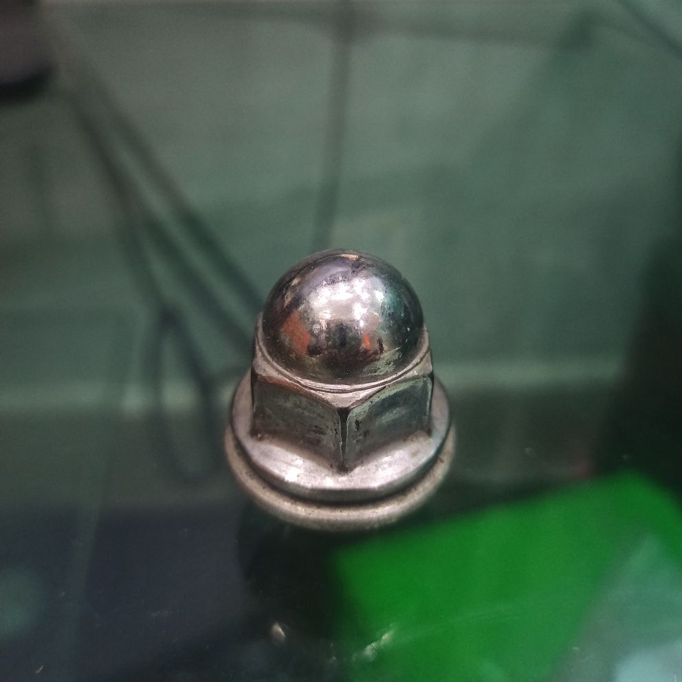 Ốc tắc kê Mitsubishi Pajero sport