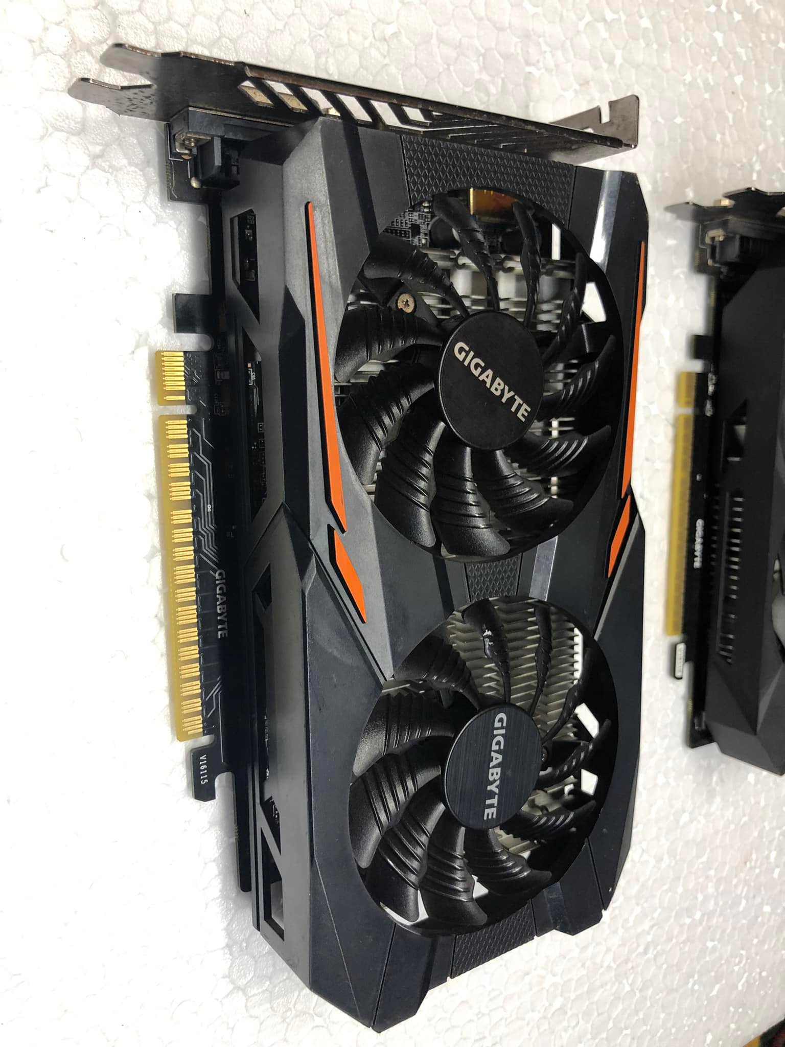 Card màn hình vga giga 1050ti 4g đã test kĩ