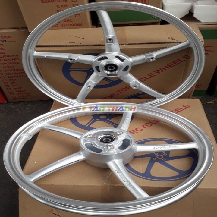 Mâm 5 Cây Dùng Cho Xe Raider Fi Màu Bạc