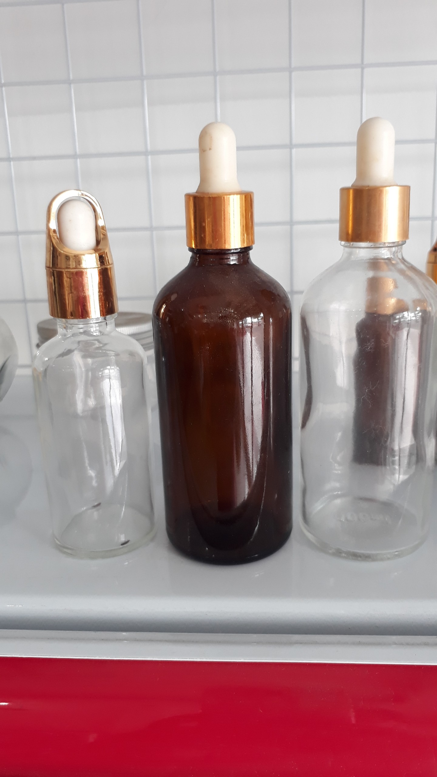 [ HOÀN TIỀN 15% ] [HCM]Combo 10 Chai thủy tinh trong đầu bóp vàng không quai 50ml