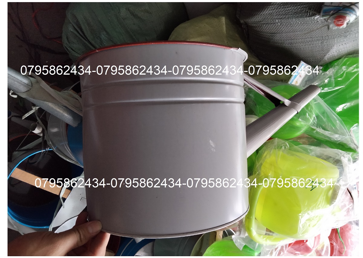 Thùng nhôm vòi sen tưới cây 10 lít