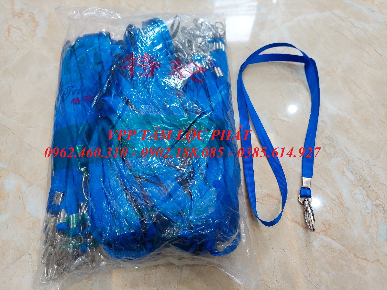 Sỉ 50 dây đeo thẻ lụa móc sắt, bản rộng 1cm
