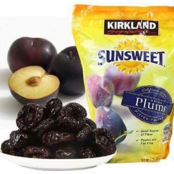 Mận sấy khô Mận sấy khô chua ngọt Sunsweet Plums Kirkland gói1.59kg của Mỹ
