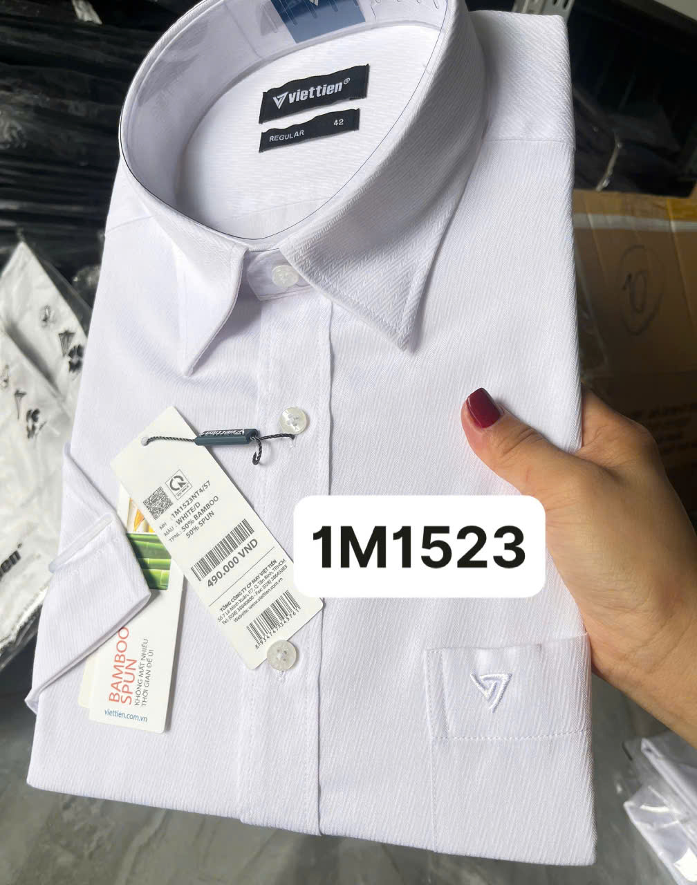 Áo sơ mi Việt Tiến ngắn tay giá mác 490k giảm còn 280k form regular (tiêu chuẩn)