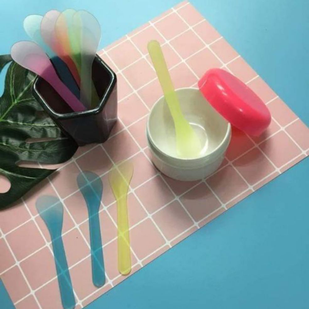 10 que pha mặt nạ, trộn kem body, trộn tắm trắng
