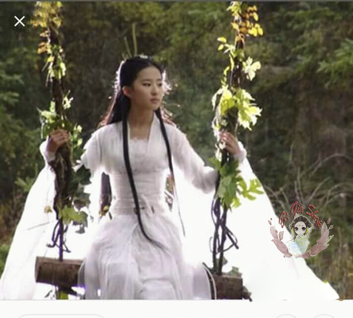 Trang phục cổ trang nữ long nữ