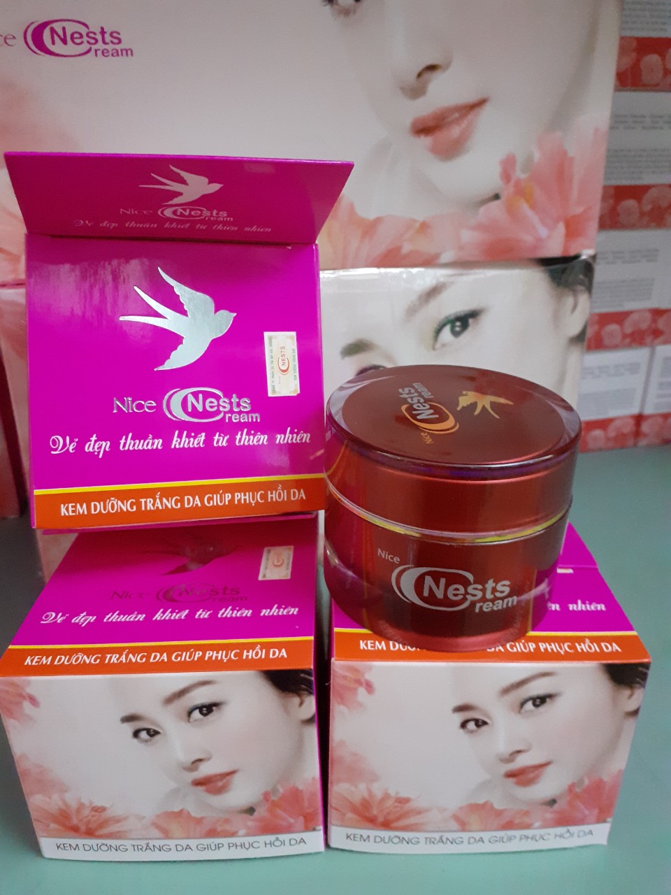 Kem Dưỡng Trắng Giúp Phục Hồi Da Nests Cream