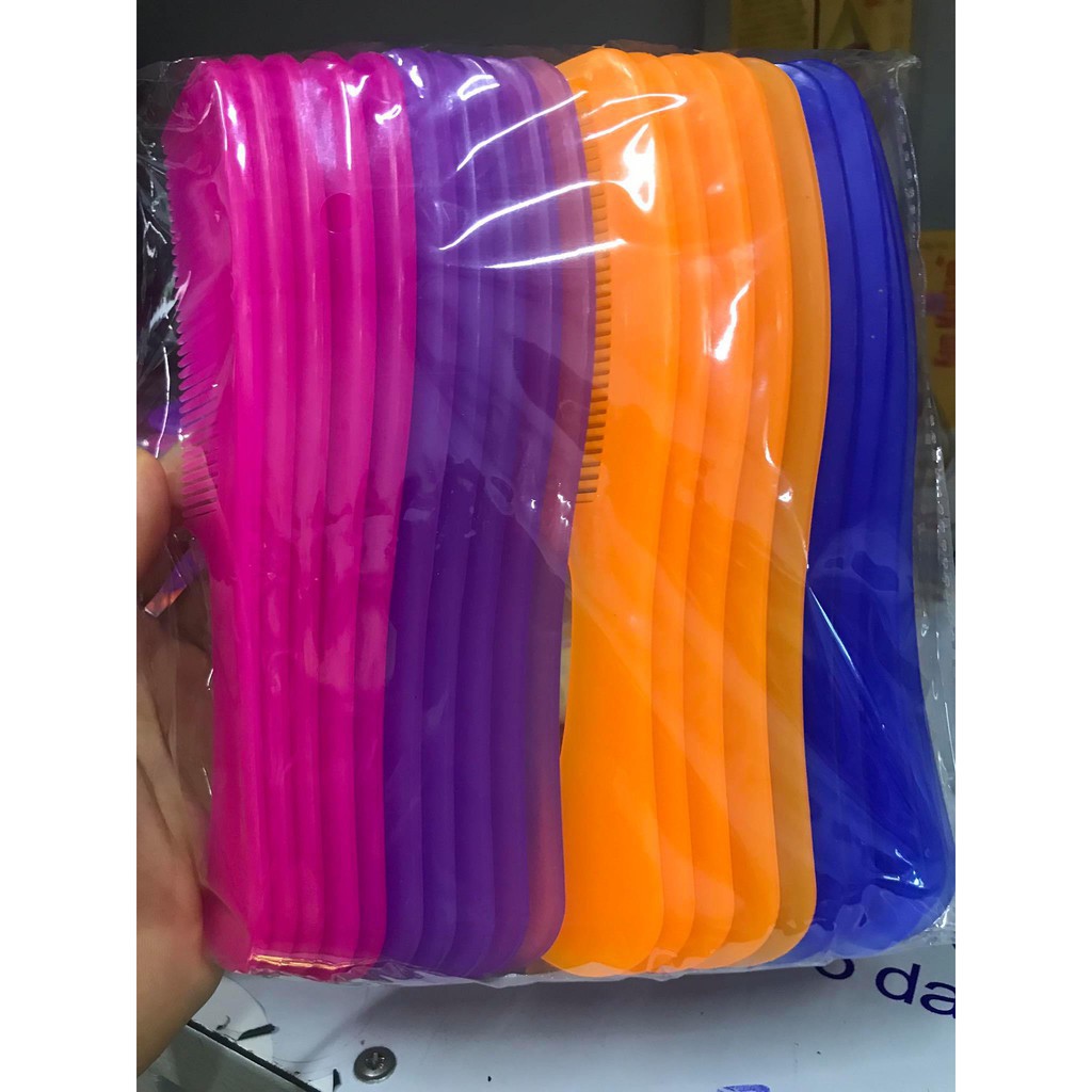 Combo 3 chiếc lược chải tóc lược trong có chuôi