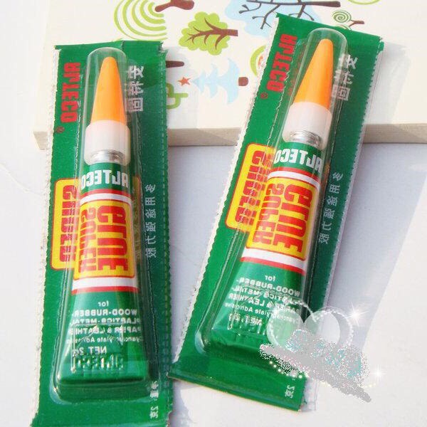 Tuýp keo dán đa năng, dán giày dép, dán nhữa, dán gỗ... không màu cực chắc chắn