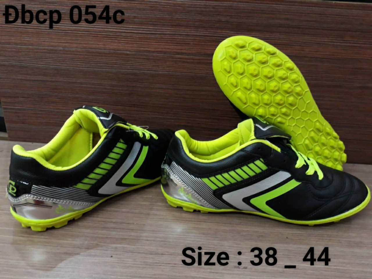 Giày đá bóng Chí Phèo CP 54c, siêu giảm giá từ 289k còn 199k