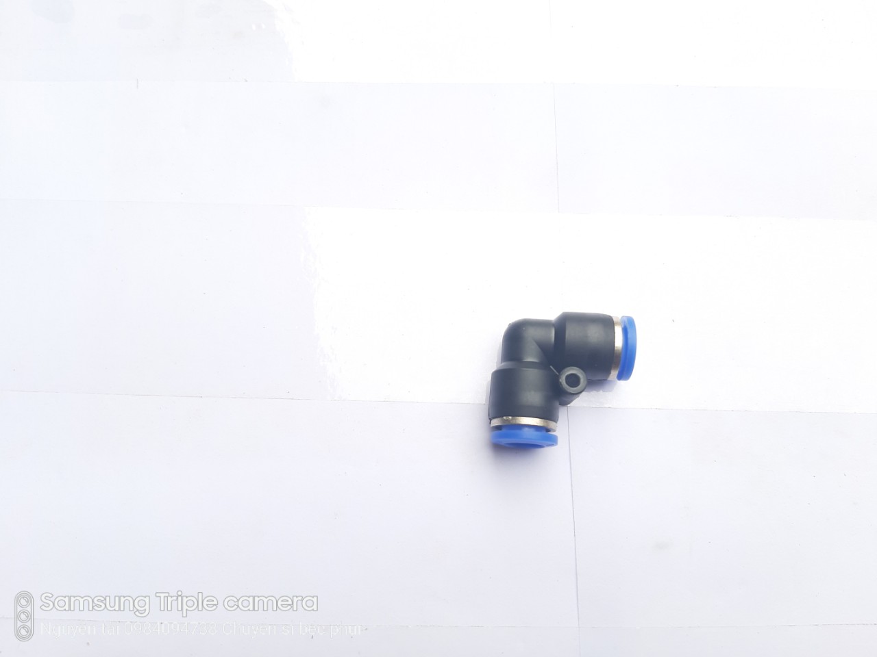 Cút góc nối nhanh phi 10mm