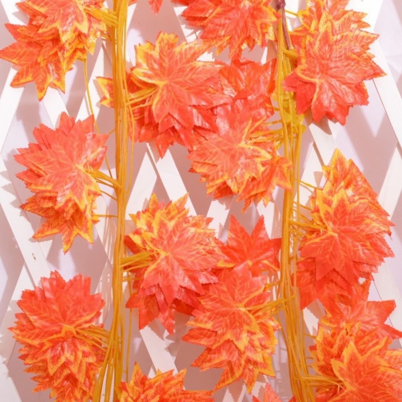 5 sợi dây leo lá phong đỏ giả trang trí. Thích hợp trang trí tường, quán, tạo không gian xanh...