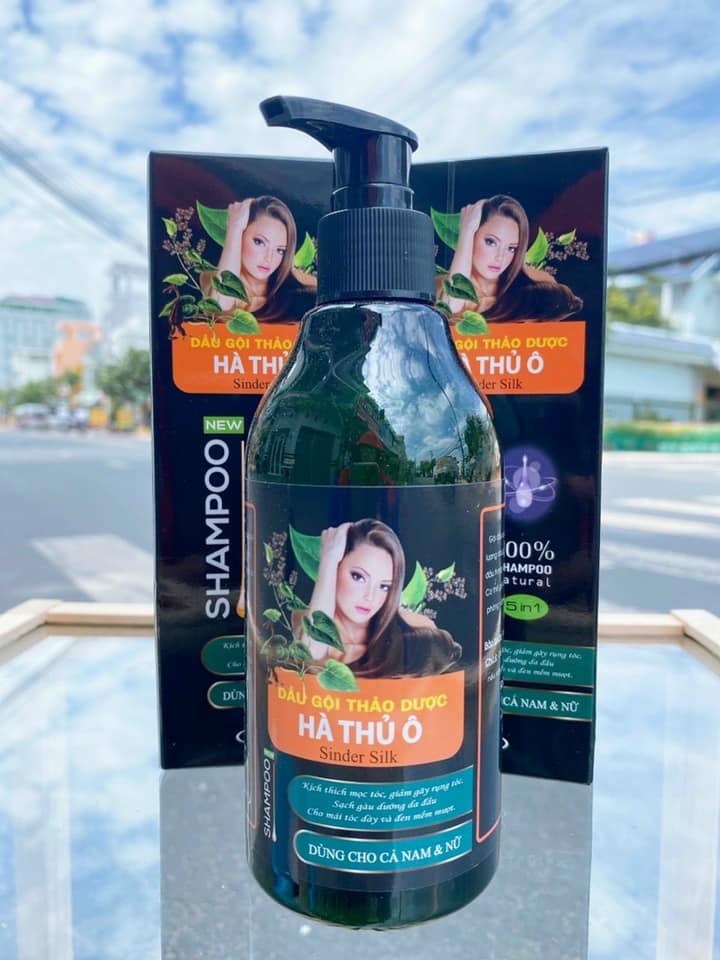 Dầu gội thảo dược Hà thủ ô chai 300ml