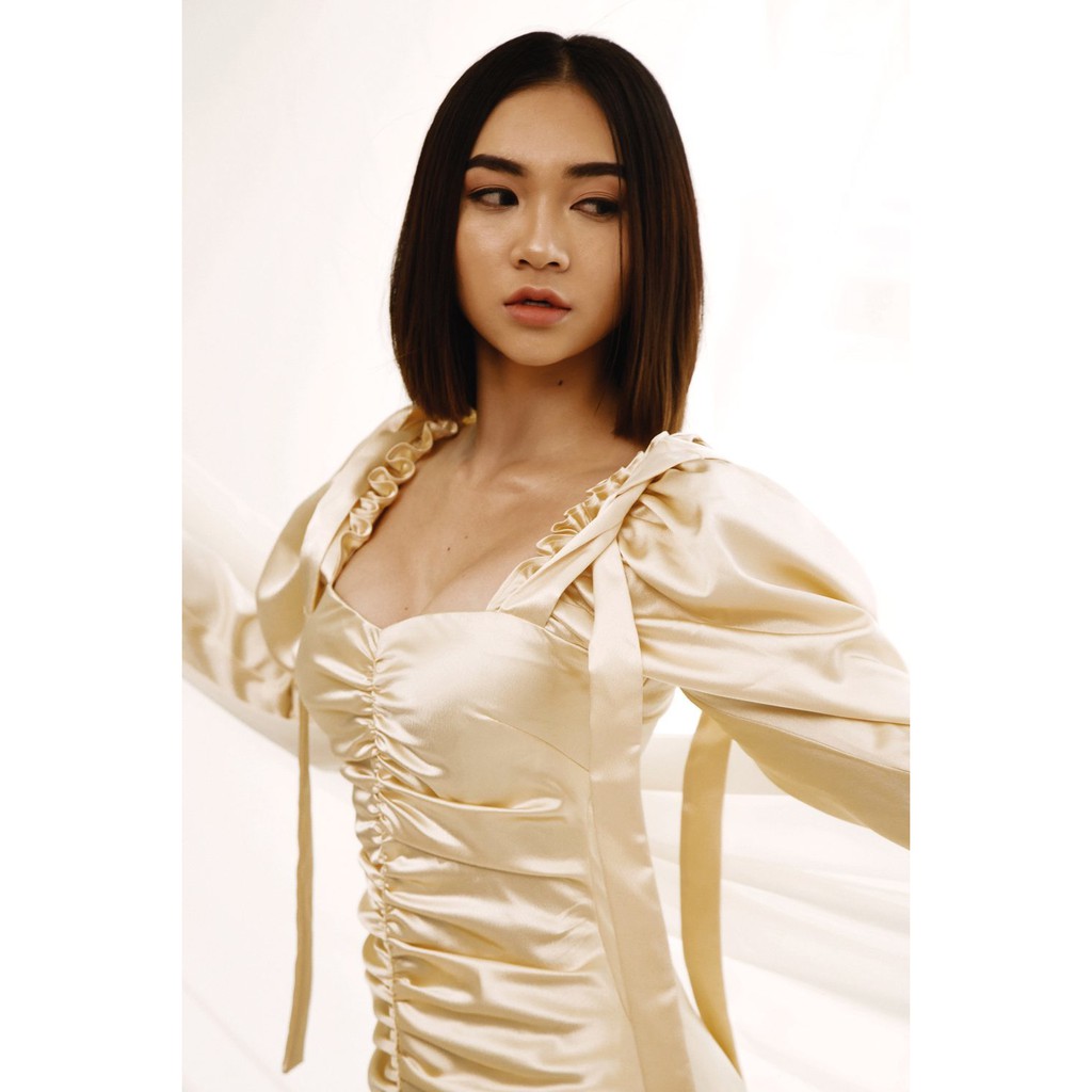 Đầm Ôm Sát Chất Satin Leoni Daphale