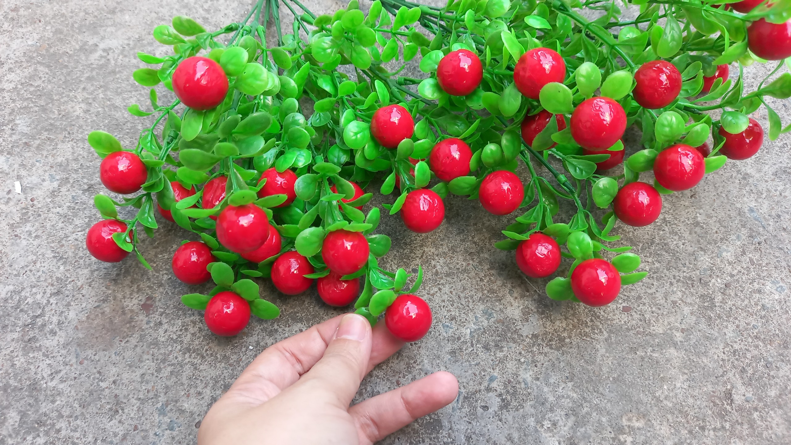 [HCM]1 Bụi trái Cherry giả 7 nhánh - Hoa giả - Hương Flower