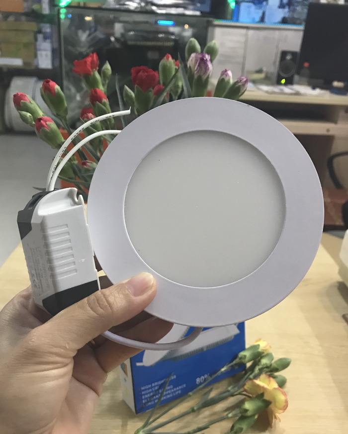 Đèn panel tròn âm trần siêu mỏng 6W Ánh sáng Trắng