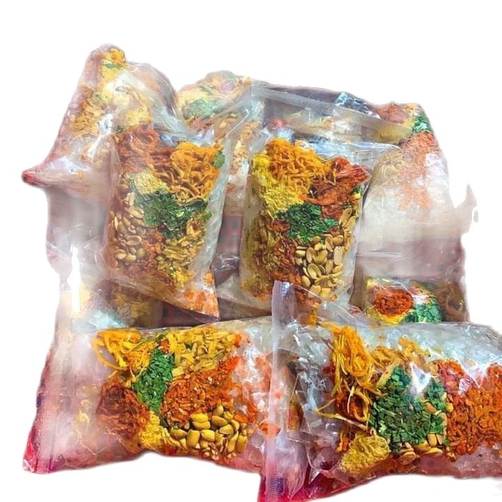 1 bịch bánh tráng trộn đầy đủ topping trừ (xoài+trứng)