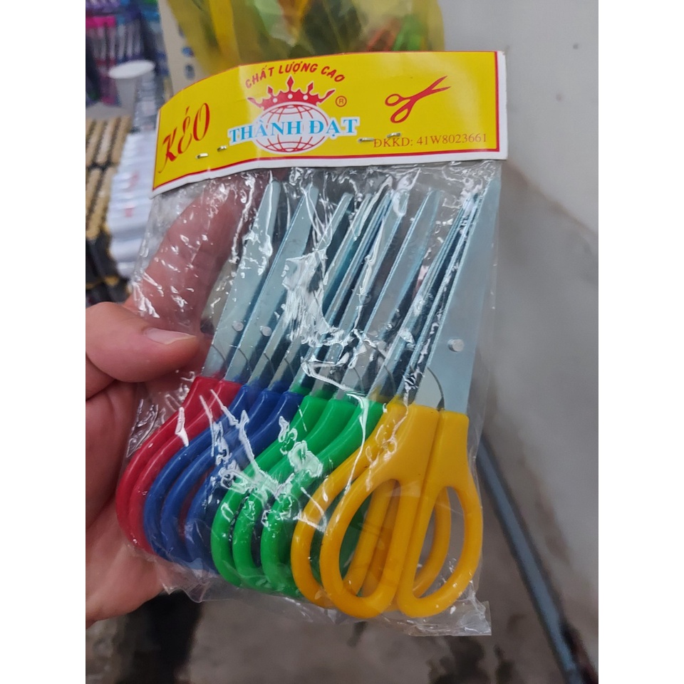 Kéo học sinh thành đạt